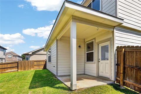 Tiny photo for 4702 Los Pines Way, Bryan, TX 77807 (MLS # 26009078)