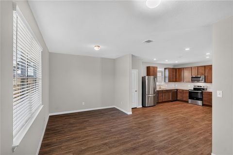 Tiny photo for 4702 Los Pines Way, Bryan, TX 77807 (MLS # 26009078)