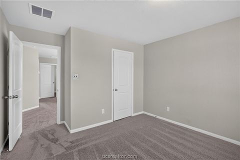 Tiny photo for 4702 Los Pines Way, Bryan, TX 77807 (MLS # 26009078)