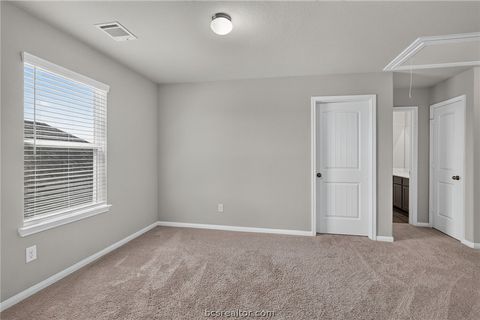 Tiny photo for 4702 Los Pines Way, Bryan, TX 77807 (MLS # 26009078)