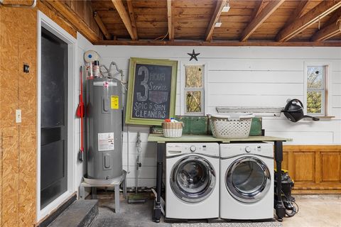 Tiny photo for 1506 E Washington Ave Ave, Navasota, TX 77868 (MLS # 25012898)