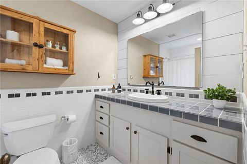 Tiny photo for 1506 E Washington Ave Ave, Navasota, TX 77868 (MLS # 25012898)