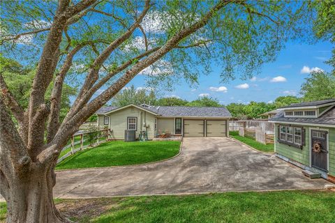 Tiny photo for 1506 E Washington Ave Ave, Navasota, TX 77868 (MLS # 25012898)