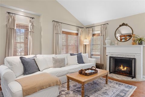 Tiny photo for 1506 E Washington Ave Ave, Navasota, TX 77868 (MLS # 25012898)