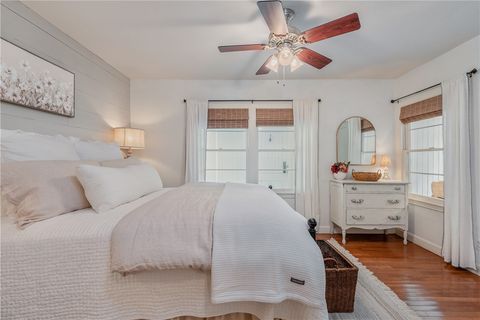 Tiny photo for 1506 E Washington Ave Ave, Navasota, TX 77868 (MLS # 25012898)