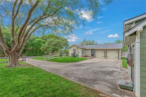 Tiny photo for 1506 E Washington Ave Ave, Navasota, TX 77868 (MLS # 25012898)