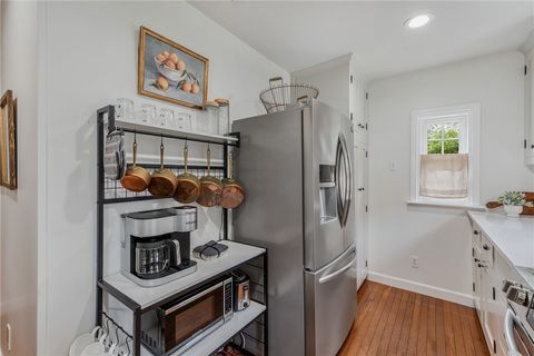 Tiny photo for 1506 E Washington Ave Ave, Navasota, TX 77868 (MLS # 25012898)