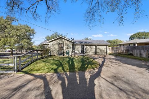 Tiny photo for 1506 E Washington Ave Ave, Navasota, TX 77868 (MLS # 25012898)