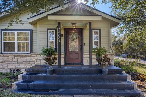 Tiny photo for 1506 E Washington Ave Ave, Navasota, TX 77868 (MLS # 25012898)