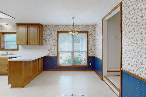 Tiny photo for 4603 Colonial Circle, College Station, TX 77845 (MLS # 26004581)