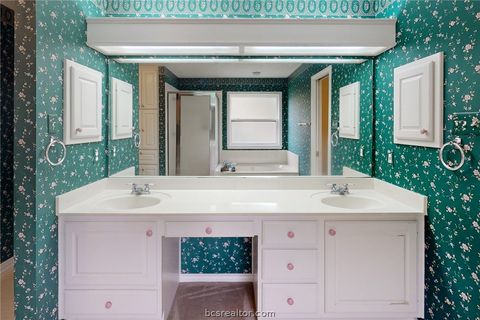 Tiny photo for 4603 Colonial Circle, College Station, TX 77845 (MLS # 26004581)