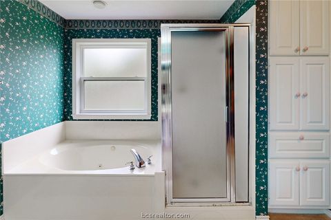 Tiny photo for 4603 Colonial Circle, College Station, TX 77845 (MLS # 26004581)