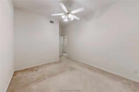 Tiny photo for 4603 Colonial Circle, College Station, TX 77845 (MLS # 26004581)