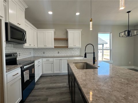 Tiny photo for 1514 Dansby Street, Bryan, TX 77803 (MLS # 25012965)