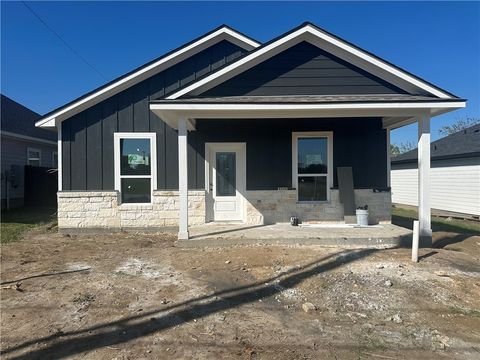 Photo of 1514 Dansby Street, Bryan, TX 77803 (MLS # 25012965)