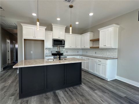 Tiny photo for 1514 Dansby Street, Bryan, TX 77803 (MLS # 25012965)