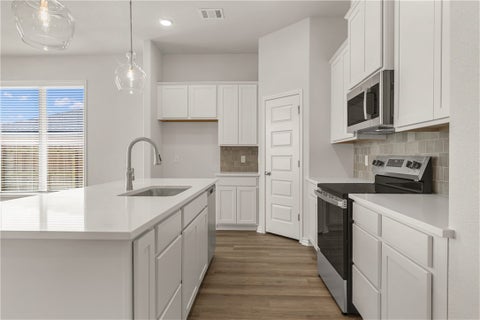 Tiny photo for 1529 Birdie Court, Navasota, TX 77868 (MLS # 26009769)