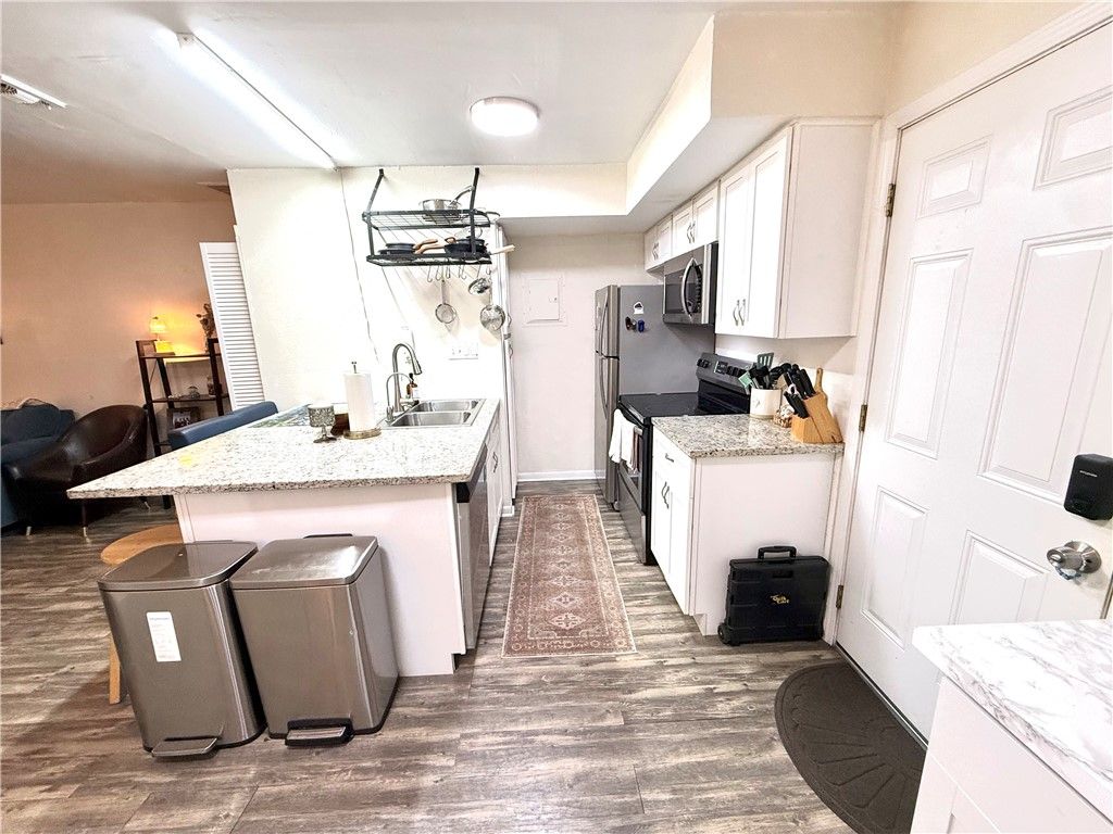 Photo of 2413 Leon Street St #108, Austin, TX 78705 (MLS # 26001115)