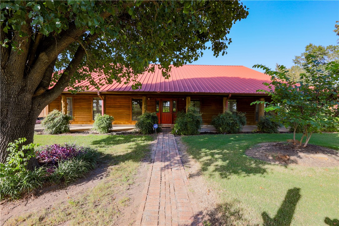 16403 & 16515 Macey CountyRoad