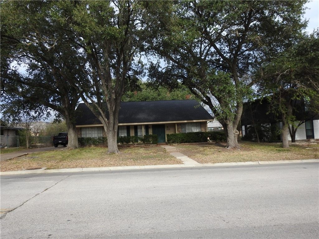 Photo of 1103 Glade Street, College Station, TX 77840 (MLS # 26000514)