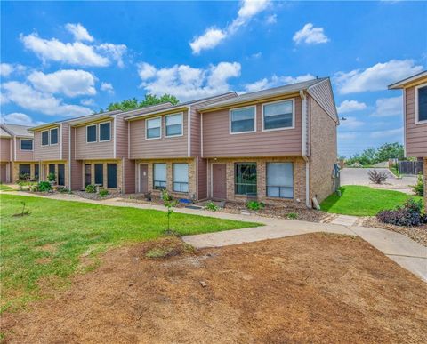 Tiny photo for 2807 Wildflower Drive #23, Bryan, TX 77802 (MLS # 25011004)