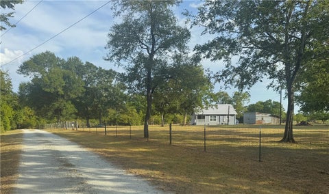 Tiny photo for 10390 Hedrick Road, Hearne, TX 77859 (MLS # 26010753)