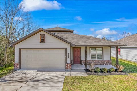 Photo of 2101 Heritage Meadow Lane, Bryan, TX 77803 (MLS # 26003082)