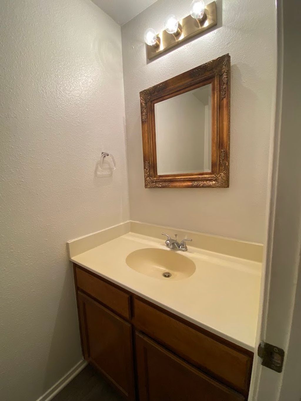 Photo of 1305 W Villa Maria Road #E103, Bryan, TX 77801 (MLS # 26001232)