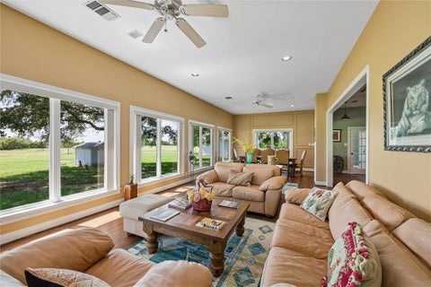 Tiny photo for 18250 Bosse Road, Washington, TX 77880 (MLS # 26008767)