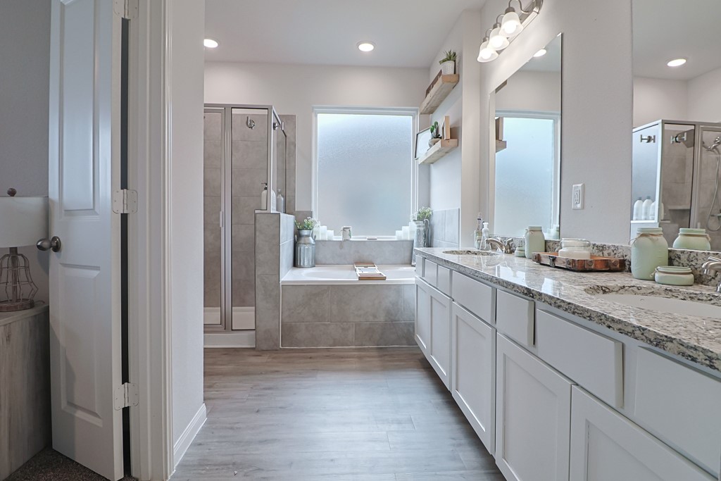 Navasota, Texas 77868, United States, 3 Bedrooms Bedrooms, ,2 BathroomsBathrooms,Residential,Active,6864