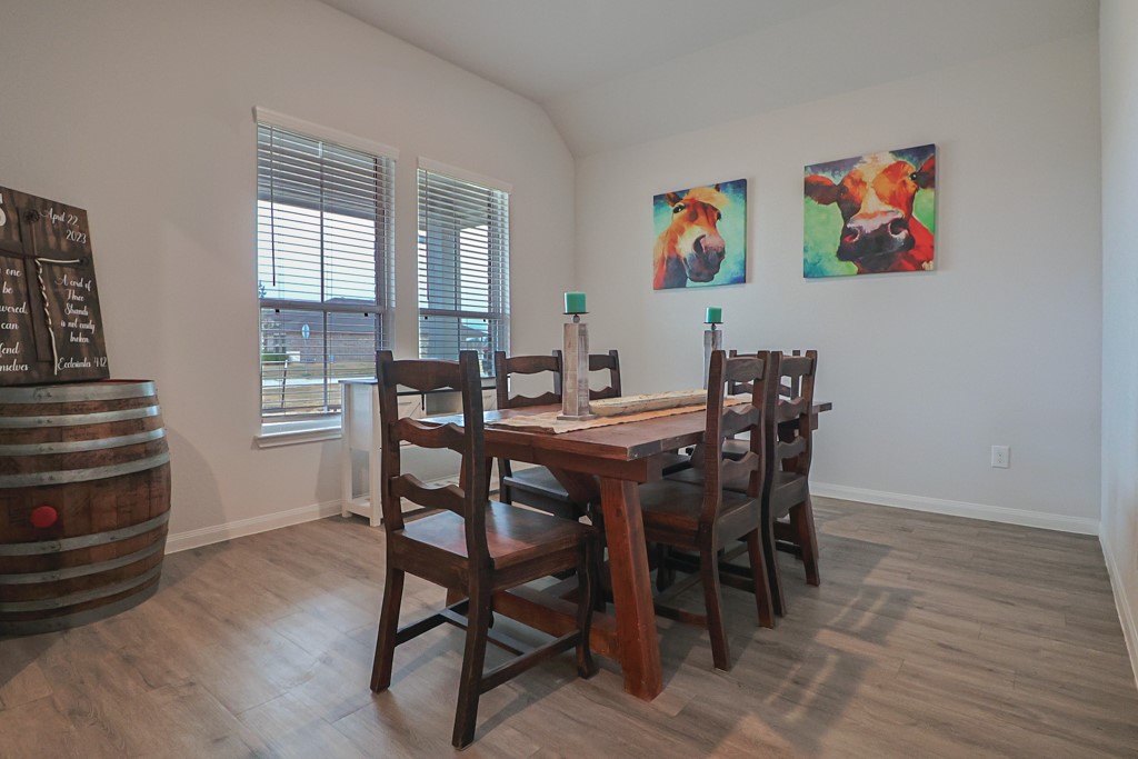 Navasota, Texas 77868, United States, 3 Bedrooms Bedrooms, ,2 BathroomsBathrooms,Residential,Active,6864