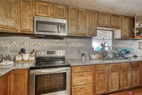 Tiny photo for 1727 Mustang Loop Loop, Madisonville, TX 77864 (MLS # 26003239)