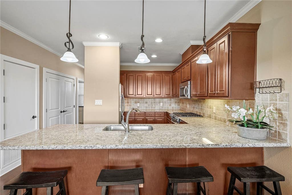 Photo of 3208 Casita Court #322, Bryan, TX 77807 (MLS # 26010438)