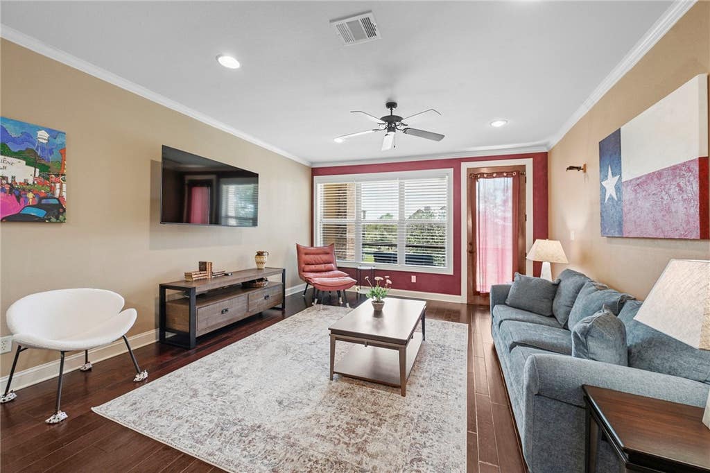 Photo of 3208 Casita Court #322, Bryan, TX 77807 (MLS # 26010438)
