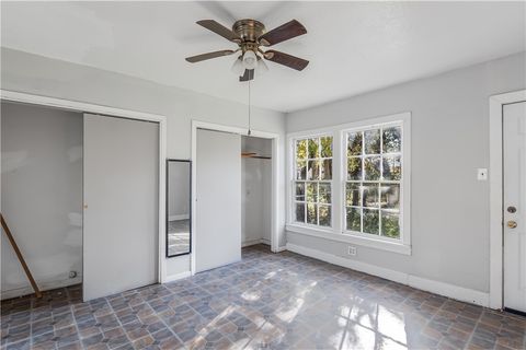 Tiny photo for 1207 E 27th Street, Bryan, TX 77803 (MLS # 25013260)