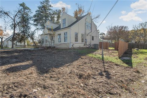 Tiny photo for 1207 E 27th Street, Bryan, TX 77803 (MLS # 25013260)