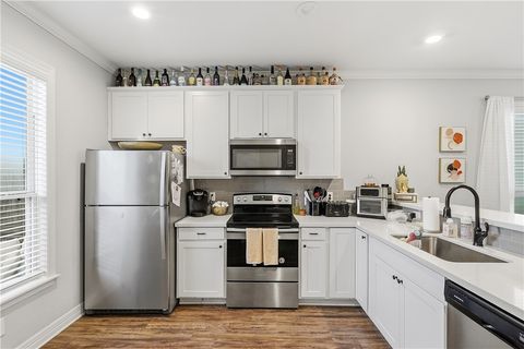 Tiny photo for 7009 Canter Court, College Station, TX 77845 (MLS # 26004343)