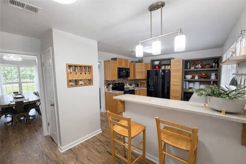 Tiny photo for 182 Blossom, Hilltop Lakes, TX 77871 (MLS # 26003148)