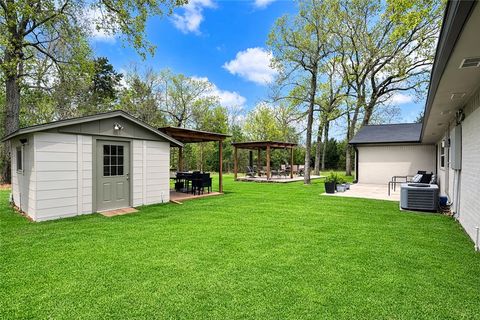 Tiny photo for 182 Blossom, Hilltop Lakes, TX 77871 (MLS # 26003148)