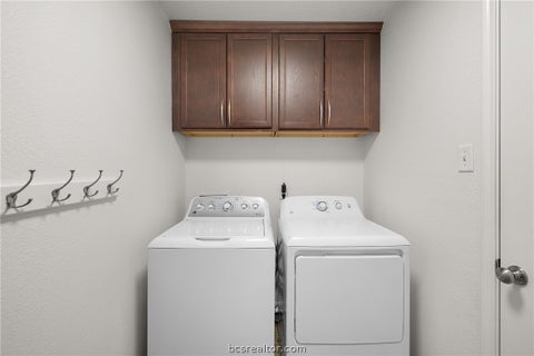 Tiny photo for 3903 Pawnee Creek Court, College Station, TX 77845 (MLS # 26009931)