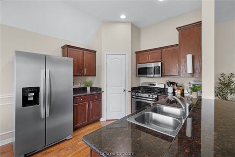 Tiny photo for 3903 Pawnee Creek Court, College Station, TX 77845 (MLS # 26009931)