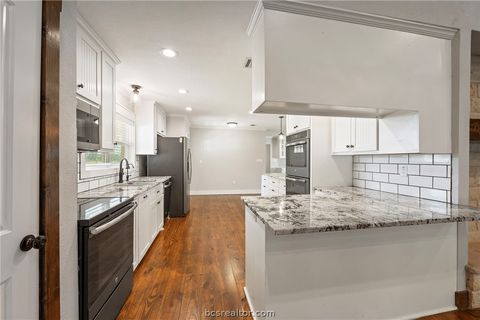 Tiny photo for 2205 County Road 122, Caldwell, TX 77836 (MLS # 26004288)