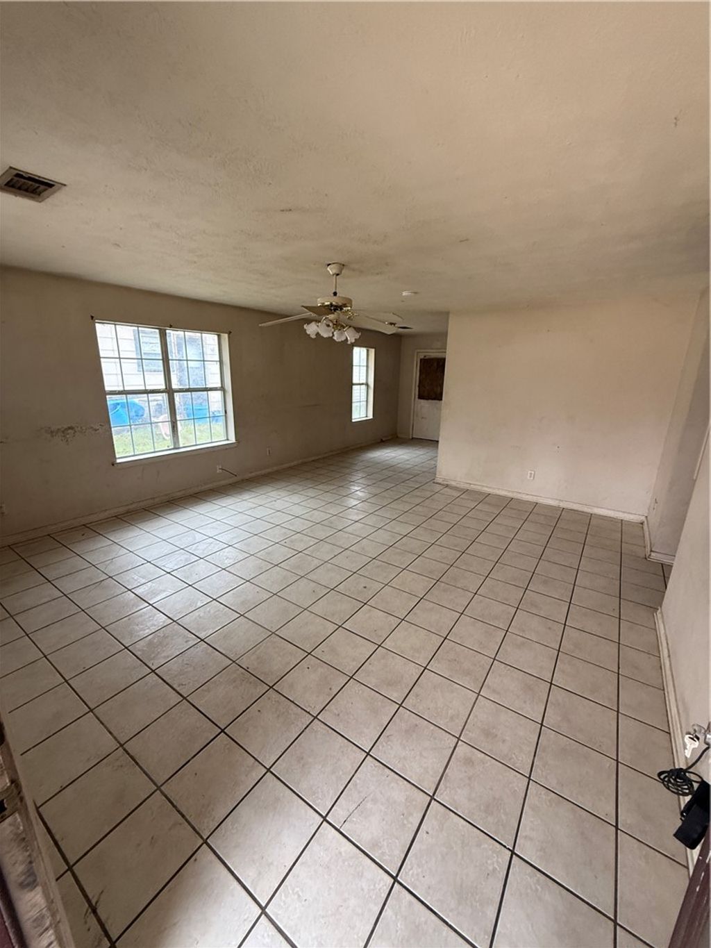 Photo of 1105 W Davis Street, Hearne, TX 77859 (MLS # 26001171)