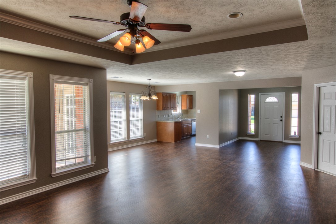 College Station, Texas 77845, United States, 4 Bedrooms Bedrooms, ,2 BathroomsBathrooms,Residential,Pending,148117