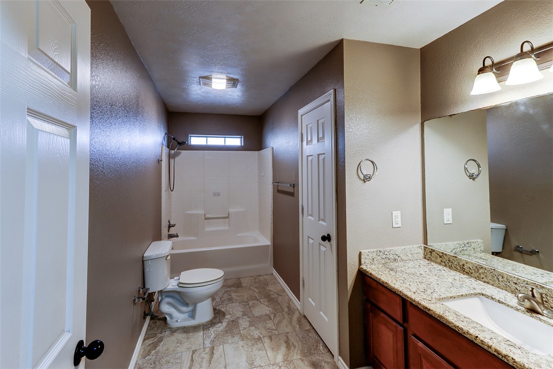 College Station, Texas 77845, United States, 4 Bedrooms Bedrooms, ,2 BathroomsBathrooms,Residential,Pending,148117