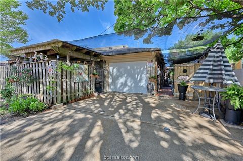 Tiny photo for 1514 Bennett Street, Bryan, TX 77802 (MLS # 26004914)