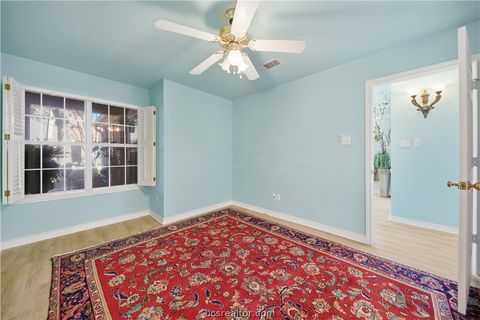 Tiny photo for 1514 Bennett Street, Bryan, TX 77802 (MLS # 26004914)