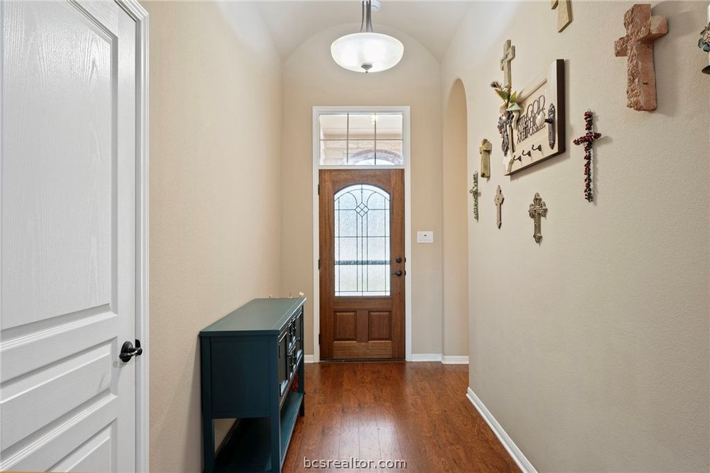 Photo of 3085 Archer Circle, Bryan, TX 77808 (MLS # 26001342)