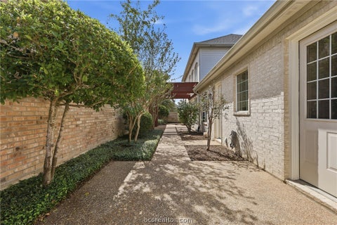Tiny photo for 4709 Stonebriar Circle, College Station, TX 77845 (MLS # 26011728)