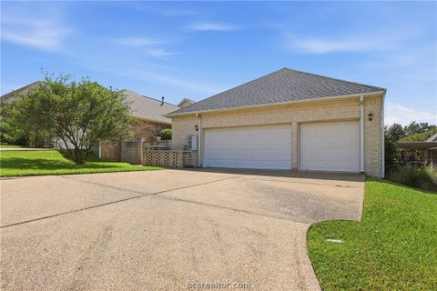 Tiny photo for 4709 Stonebriar Circle, College Station, TX 77845 (MLS # 26011728)